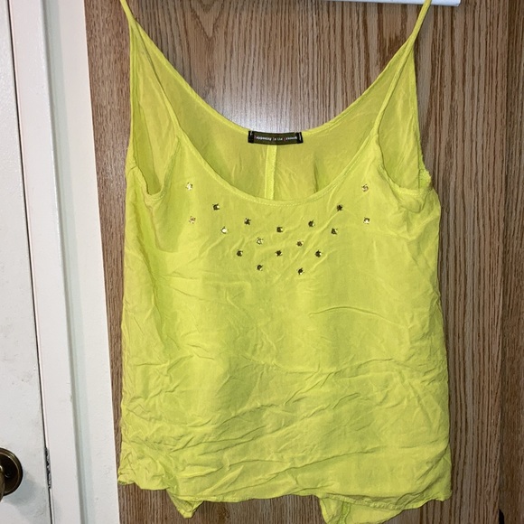 Happening in the present tank top - Picture 4 of 5